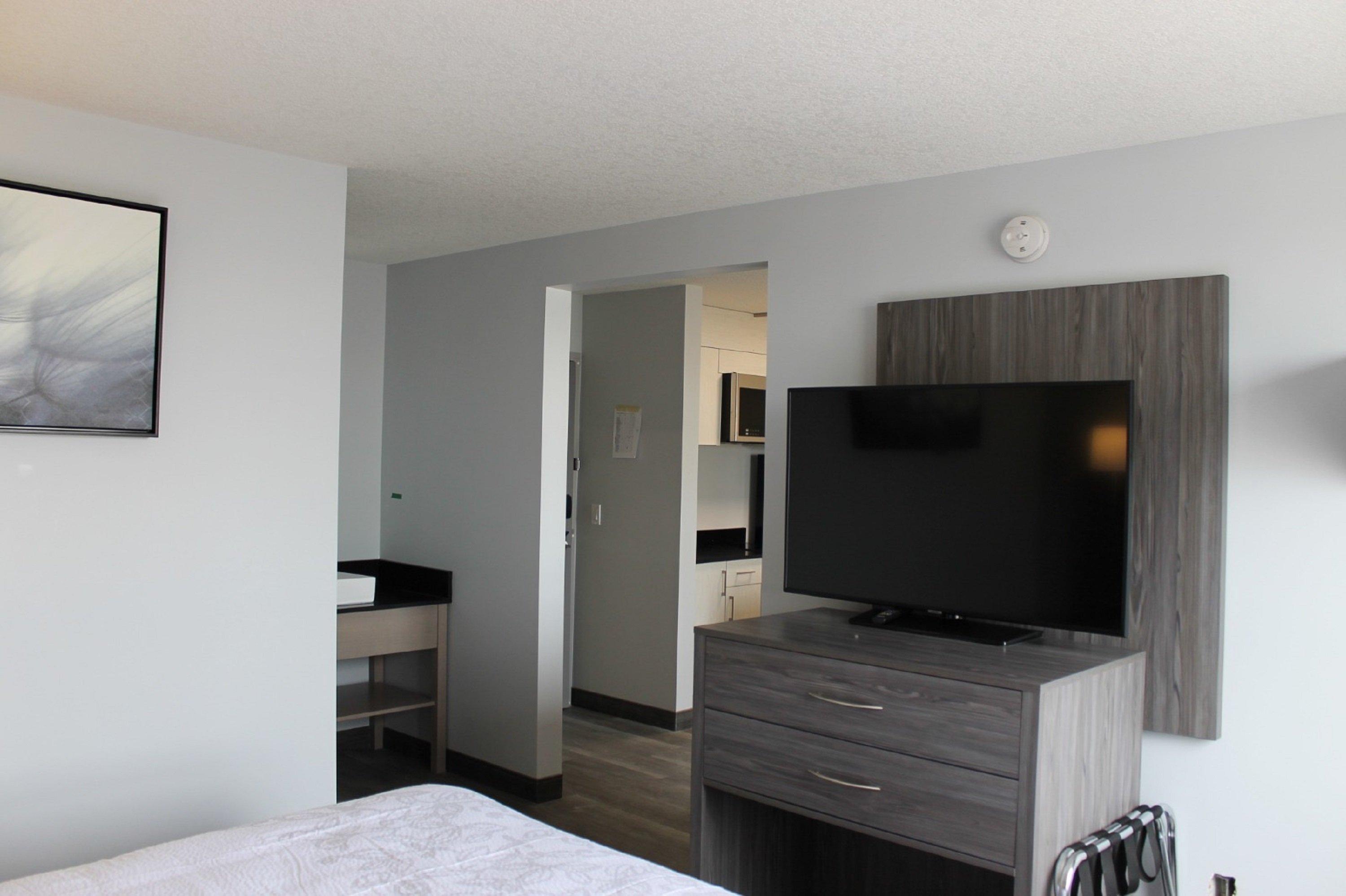 Emerald Hotel & Suites Calgary Airport ภายนอก รูปภาพ